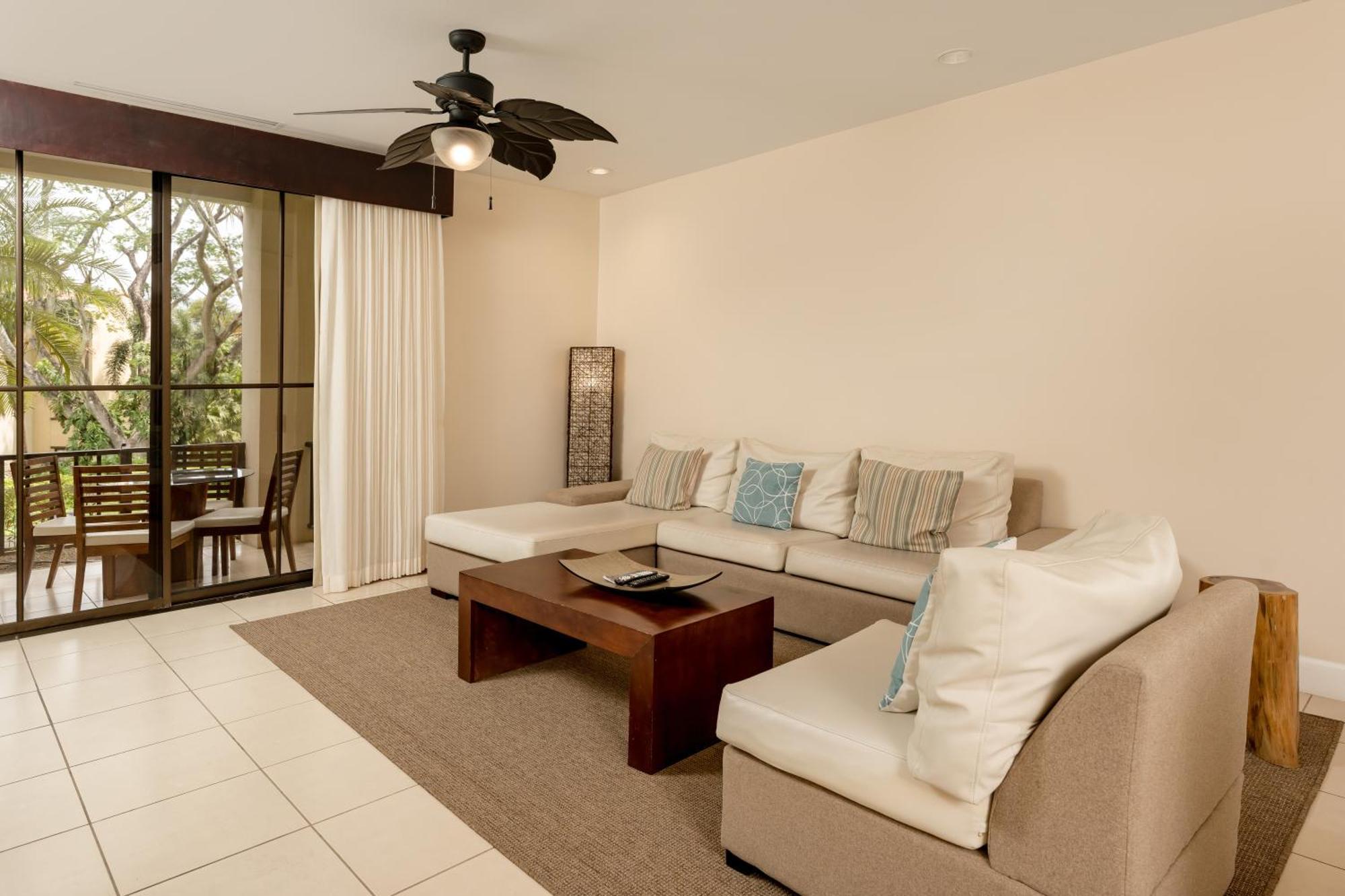 Coco Breeze Private Residence ภายนอก รูปภาพ